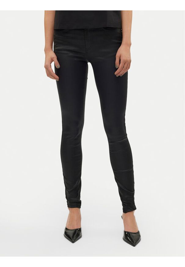 Vero Moda Spodnie z imitacji skóry Flash 10314591 Czarny Skinny Fit. Kolor: czarny. Materiał: skóra