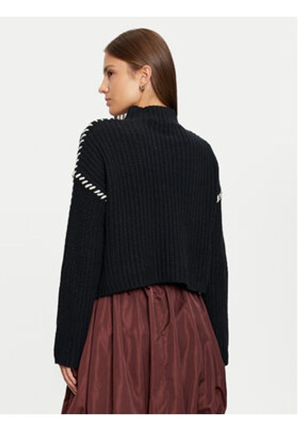Vero Moda Sweter New Cream 10313514 Czarny Loose Fit. Kolor: czarny. Materiał: bawełna