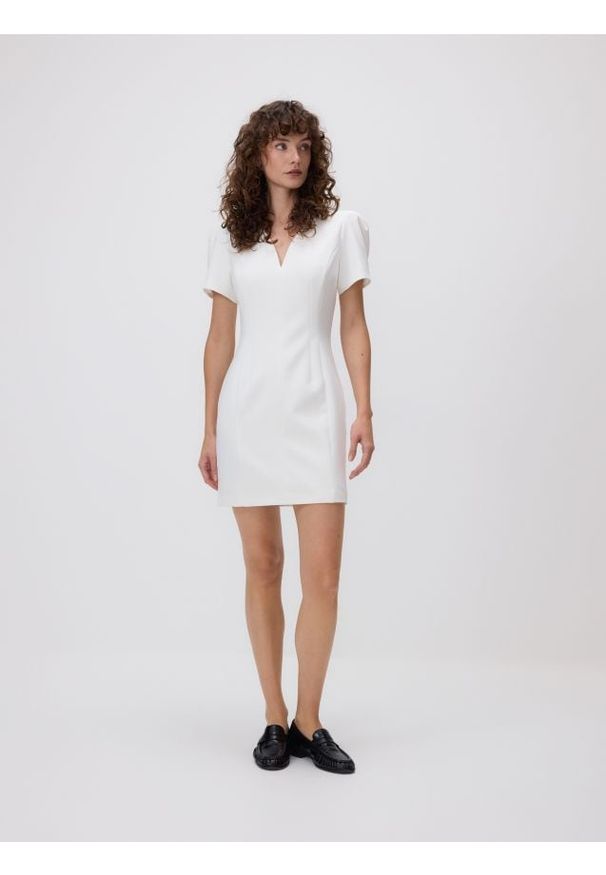 Reserved - Sukienka mini - złamana biel. Materiał: tkanina, wiskoza. Długość: mini