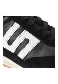 Sneakersy damskie Filippo, cholewka ze skóry naturalnej licowej i zamszowej wiązany fason z zabudowanym przodem, czarne, DP7686/26. Okazja: na co dzień. Zapięcie: sznurówki. Kolor: czarny. Materiał: skóra, zamsz. Szerokość cholewki: normalna #2