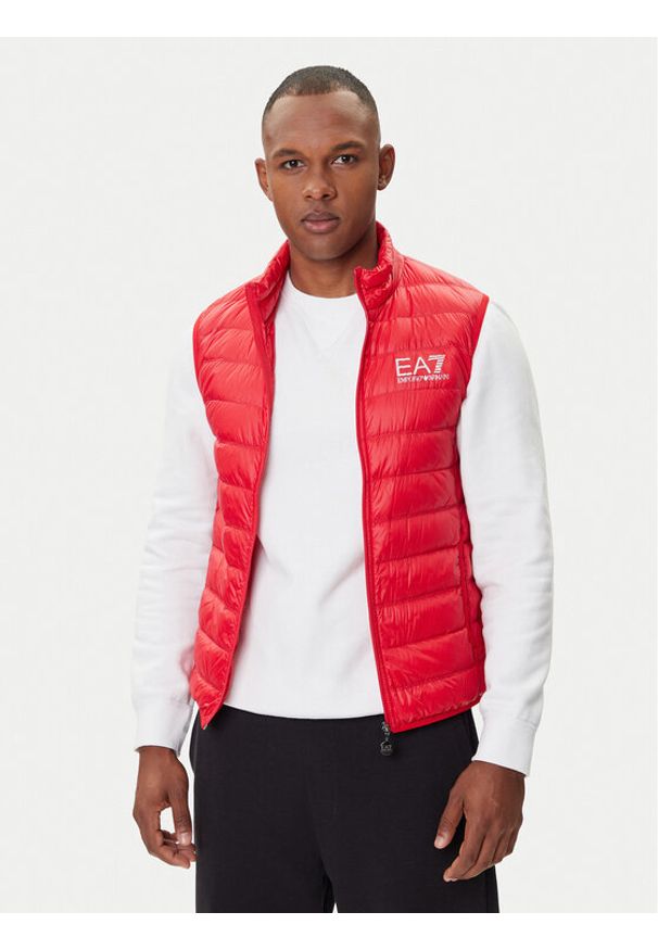 EA7 Emporio Armani Kamizelka 8NPQ01 PN29Z 1451 Czerwony Regular Fit. Kolor: czerwony. Materiał: syntetyk