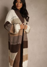 Renee - Beżowy Ażurowy Kardigan w Paski z Dodatkiem Wełny i Wiskozy o Długim Kroju Ilonine. Okazja: na co dzień. Kolor: beżowy. Materiał: wełna, wiskoza. Długość: długie. Wzór: ażurowy, paski. Styl: casual #5