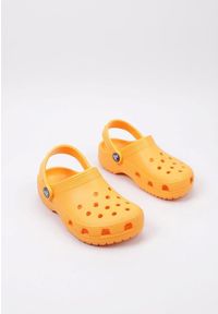 Buty do chodzenia dla dzieci Crocs Classic. Kolor: pomarańczowy. Materiał: syntetyk, materiał