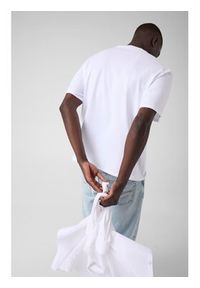 Guess T-Shirt 182885 Biały Classic Fit. Kolor: biały #5
