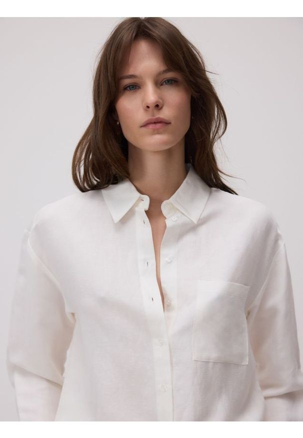 Reserved - Koszula z lnem - biały. Kolor: biały. Materiał: len