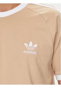 Adidas - adidas T-Shirt adicolor Classics 3-Stripes IZ2366 Beżowy Slim Fit. Kolor: beżowy. Materiał: bawełna #4