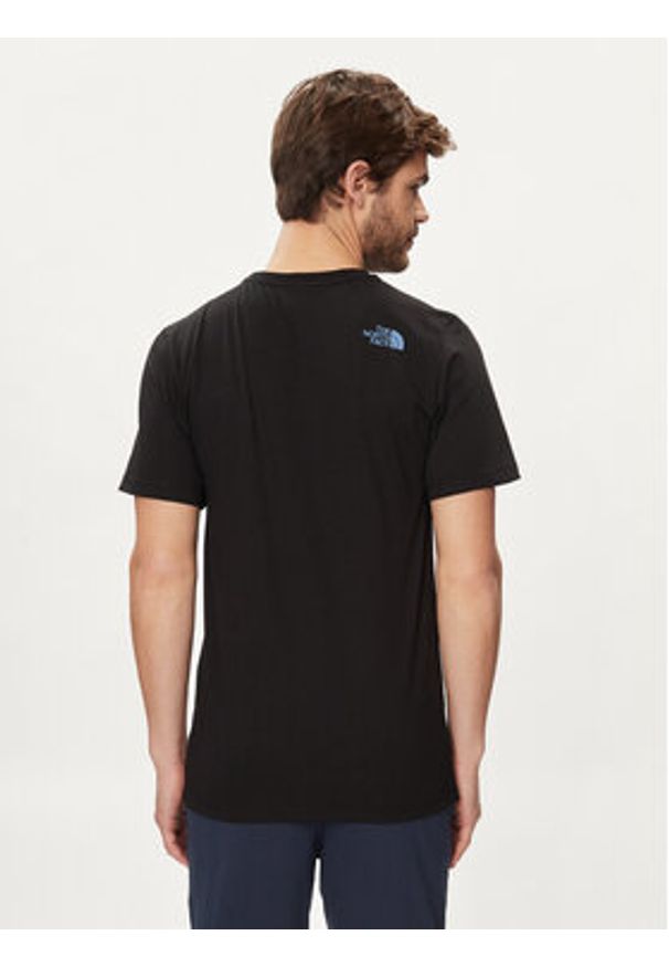 The North Face T-Shirt Mountain Line NF0A87NT Czarny Regular Fit. Kolor: czarny. Materiał: bawełna
