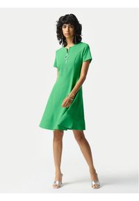Joseph Ribkoff Sukienka codzienna 242031 Zielony Regular Fit. Okazja: na co dzień. Kolor: zielony. Materiał: syntetyk. Typ sukienki: proste. Styl: casual #1