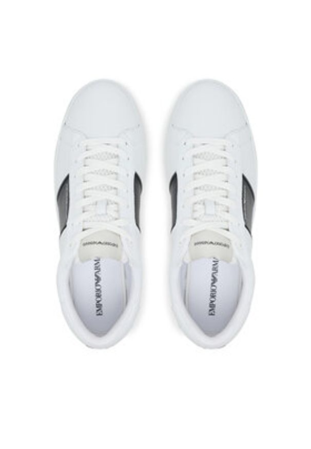 Emporio Armani Sneakersy EM003701 AF18017 MZ309 Biały. Kolor: biały. Materiał: skóra