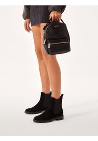 Kazar - Skórzany czarny plecak 2w1. Kolor: czarny. Materiał: skóra. Styl: elegancki, klasyczny #6