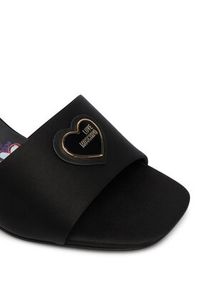 Love Moschino - LOVE MOSCHINO Klapki JA28215G0OJO0000 Czarny. Kolor: czarny. Materiał: materiał #6