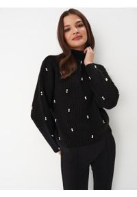 Mohito - Czarny sweter z ozdobnymi elementami - Czarny. Kolor: czarny #2