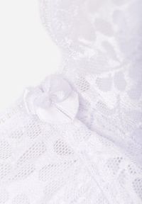 Renee - Biały Biustonosz Koronkowy z Usztywnieniem i Regulowanymi Ramiączkami Lurefia. Kolor: biały. Materiał: koronka. Wzór: koronka #4