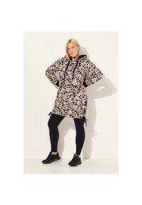 ULLA POPKEN - Damskie Długa bluza z kapturem wzór w panterkę tasiemka satynowa kaptur. Typ kołnierza: kaptur. Kolekcja: plus size. Kolor: czarny. Materiał: bawełna, poliester, materiał. Długość rękawa: długi rękaw. Długość: długie. Wzór: motyw zwierzęcy #1