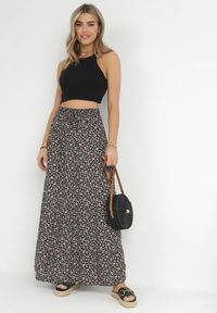 Born2be - Czarna Bawełniana Spódnica Maxi w Kwiatki Amelix. Kolor: czarny. Materiał: bawełna. Wzór: kwiaty