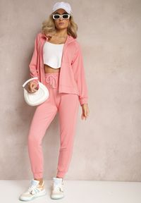 Renee - Różowy Komplet Dresowy z Bawełny Dresowe Spodnie i Bluza z Golfem na Suwak Sufinia. Kolor: różowy. Materiał: bawełna, dresówka. Sport: golf #5