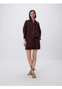 Reserved - Lniane szorty - ciemnobrązowy. Kolor: brązowy. Materiał: len #1