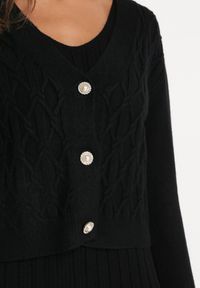 Born2be - Czarny Prążkowany Komplet Dzianinowy z Kardiganem i Sukienką Selanor. Kolor: czarny. Materiał: prążkowany, dzianina. Długość rękawa: na ramiączkach #5