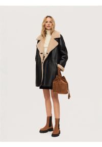 Kazar - Modne zamszowe botki typu chelsea na trepowej podeszwie. Kolor: brązowy. Materiał: zamsz. Szerokość cholewki: normalna. Wzór: moro. Styl: militarny #2