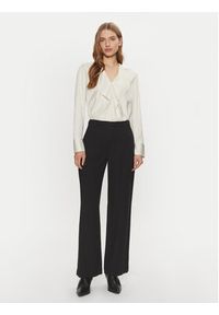 Calvin Klein Bluzka K20K208067 Écru Regular Fit. Materiał: wiskoza