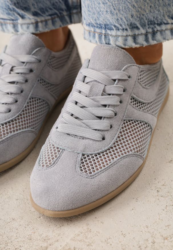 Born2be - Niebieskie Sneakersy Typu Tenisówki z Siateczkowymi Wstawkami Corigoria. Okazja: na co dzień. Kolor: niebieski. Materiał: jeans