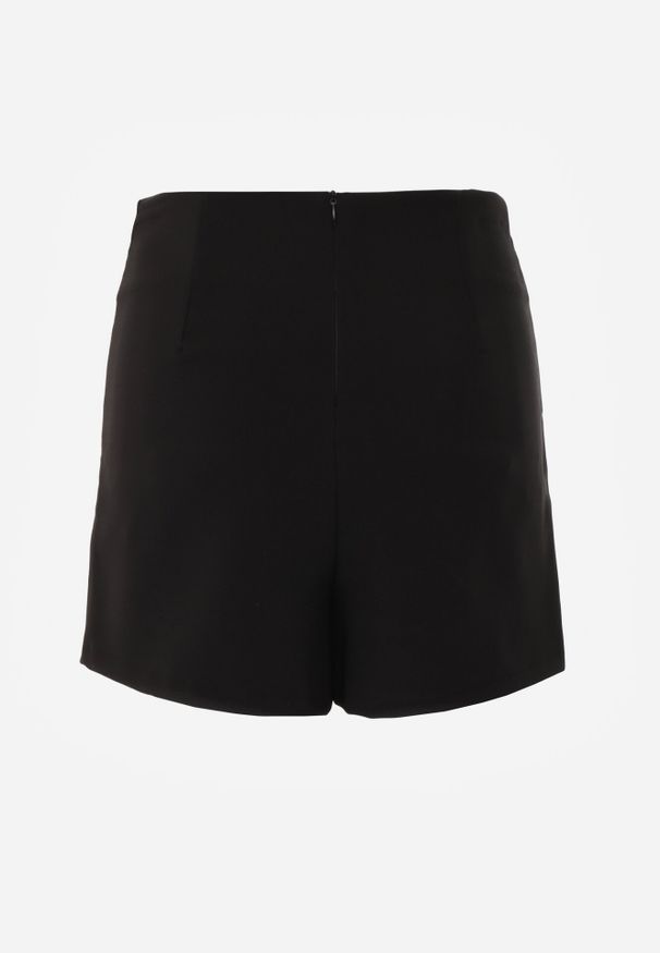 Born2be - Czarne Spódnico-Szorty z Wysokim Stanem Zdobione Rozcięciem Crethoesa. Okazja: na co dzień. Stan: podwyższony. Kolor: czarny. Materiał: materiał. Wzór: aplikacja. Styl: casual