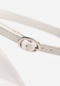 Born2be - Białe Sandały na Szpilce z Cienkim Paskiem Nealia. Okazja: na co dzień. Zapięcie: pasek. Kolor: biały. Materiał: jeans. Obcas: na szpilce. Styl: casual, klasyczny #7