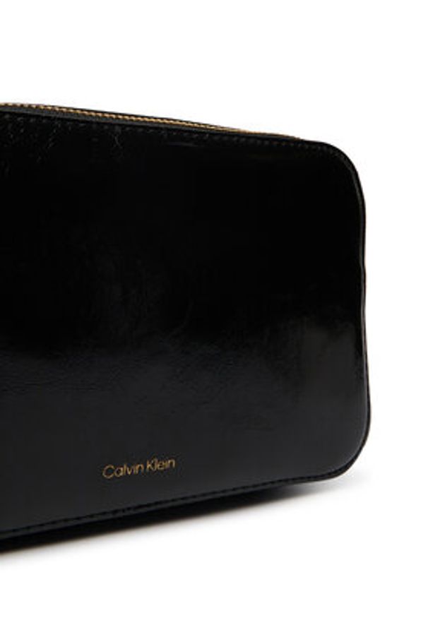 Calvin Klein Torebka Foil Logo Glossy LV04F3539G Czarny. Kolor: czarny. Materiał: skórzane