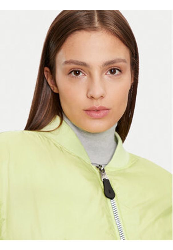 Alpha Industries Kurtka bomber 148004 Zielony Regular Fit. Kolor: zielony. Materiał: syntetyk