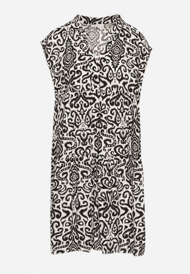 Born2be - Czarna Bawełniana Sukienka o Rozkloszowanym Kroju Oversize Liravina. Okazja: na co dzień. Typ kołnierza: dekolt w serek. Kolor: czarny. Materiał: bawełna. Typ sukienki: oversize. Styl: klasyczny, casual, elegancki