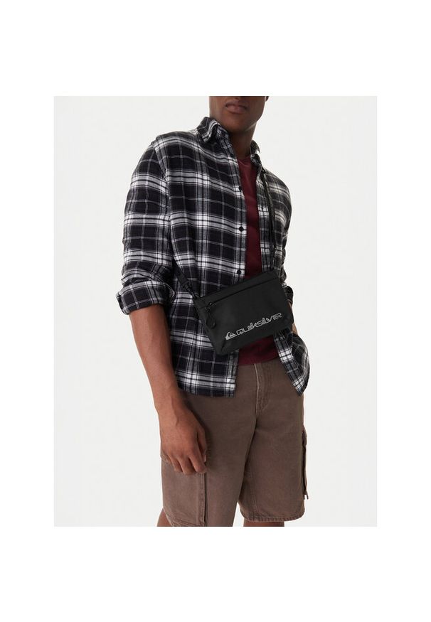 Torebka Quiksilver. Kolor: czarny