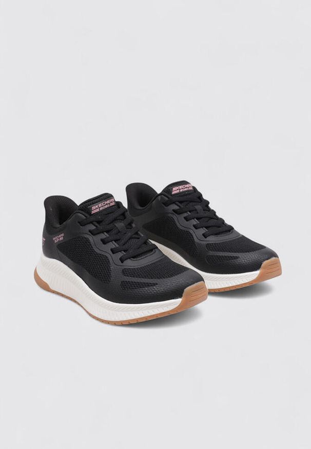 skechers - Kapcie SKECHERS BOBS SQUAD 4 STAPLE LOOK Czarny. Kolor: czarny. Materiał: syntetyk, tkanina. Styl: sportowy
