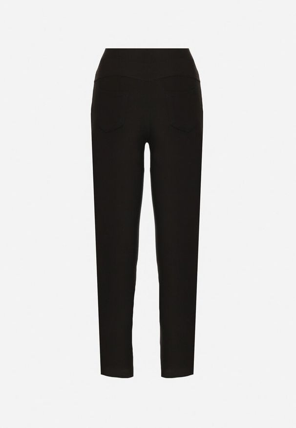 Born2be - Czarne Spodnie o Dopasowanym Kroju z Gumką w Talii i Kieszeniami Rizenna. Okazja: na co dzień. Kolor: czarny. Styl: klasyczny, elegancki, casual