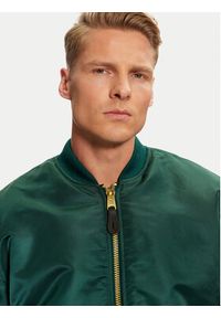 Alpha Industries Kurtka bomber 100101 Zielony Regular Fit. Kolor: zielony. Materiał: syntetyk