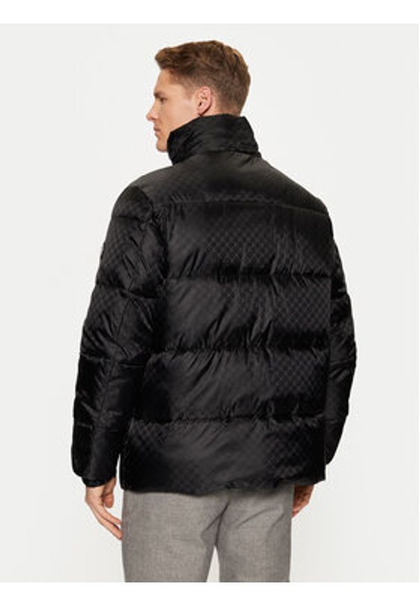 JOOP! Kurtka zimowa 17 JO-125Ambro 30044255 Czarny Regular Fit. Kolor: czarny. Materiał: syntetyk. Sezon: zima