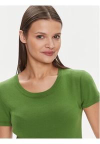 United Colors of Benetton - United Colors Of Benetton T-Shirt 1091D1M10 Zielony Regular Fit. Kolor: zielony. Materiał: bawełna #4