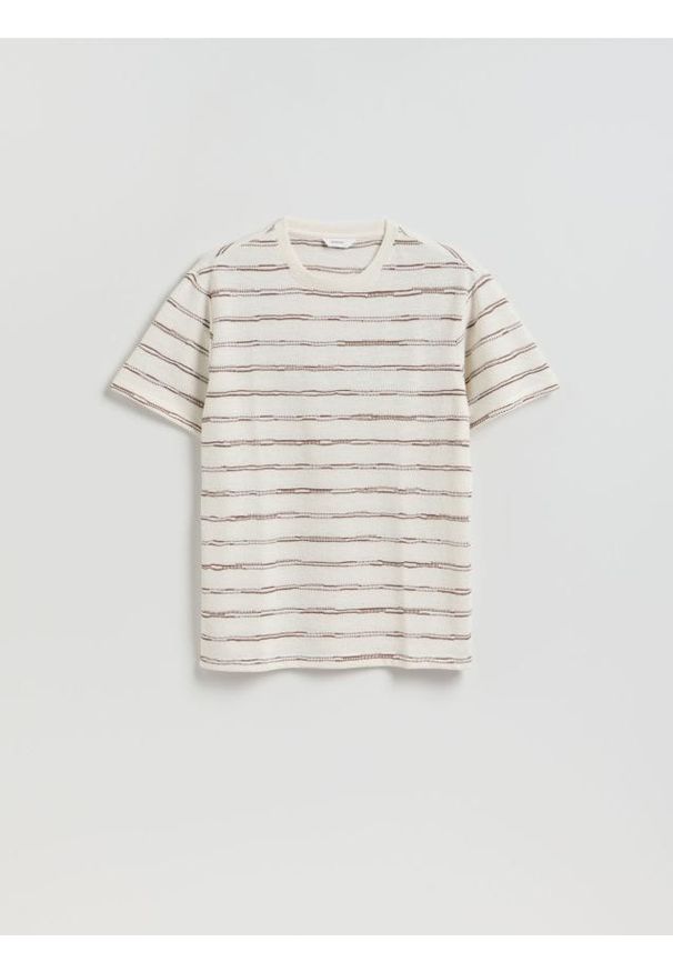 Reserved - T-shirt comfort w paski - złamana biel. Materiał: bawełna, dzianina. Wzór: paski