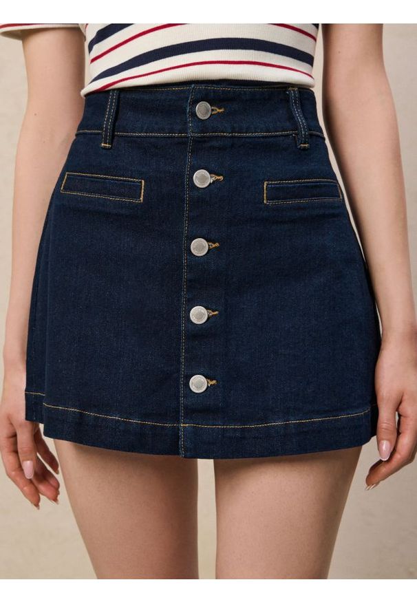 Sinsay - Jeansowa spódnica mini - niebieski. Kolor: niebieski. Materiał: jeans