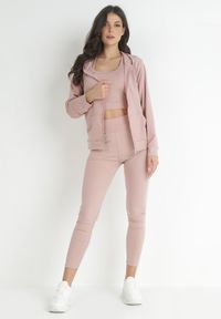 Born2be - Jasnoróżowy Komplet Sportowy 3-częściowy Bluza Legginsy i Top Fika. Kolor: różowy