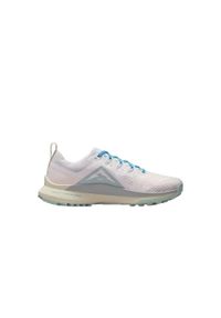Buty do biegania damskie Nike React Pegasus Trail 4. Zapięcie: sznurówki. Kolor: fioletowy. Materiał: guma, syntetyk, tkanina, materiał. Szerokość cholewki: normalna. Sport: bieganie
