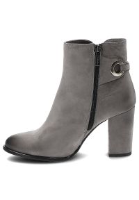 CheBello - Szare Botki Chebello Eleganckie Damskie Buty Na Słupku. Okazja: na spacer. Zapięcie: klamry. Kolor: szary. Materiał: nubuk. Szerokość cholewki: normalna. Obcas: na słupku. Styl: elegancki #2