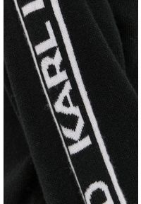 Karl Lagerfeld sweter kaszmirowy 220W2088 damska kolor czarny. Okazja: na co dzień. Typ kołnierza: kaptur. Kolor: czarny. Materiał: kaszmir. Długość rękawa: raglanowy rękaw. Styl: casual #2