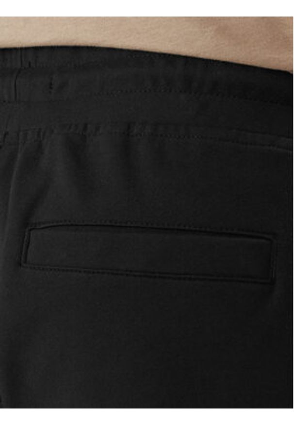 Aeronautica Militare Szorty sportowe 261BF0032UF00674 Czarny Regular Fit. Kolor: czarny. Materiał: bawełna. Styl: sportowy