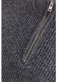 Abercrombie & Fitch sweter męski kolor szary z półgolfem. Kolor: szary. Materiał: dzianina. Długość: krótkie. Wzór: gładki #2