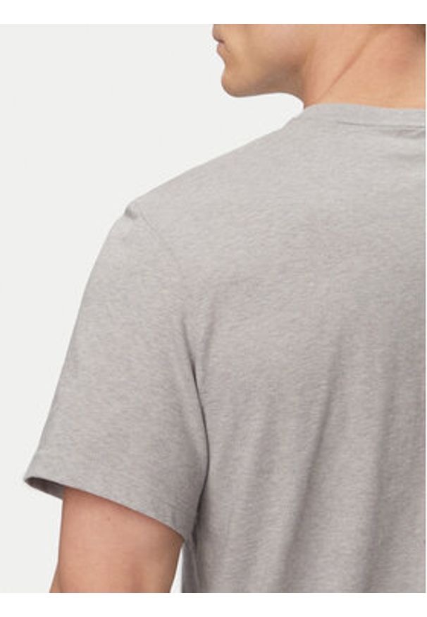 columbia - Columbia T-Shirt Basic Logo™ 2155001 Szary jasny Regular Fit. Kolor: szary. Materiał: bawełna
