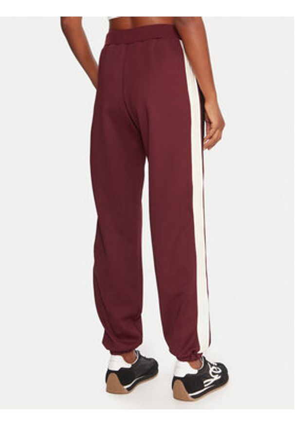 Guess Spodnie dresowe V5BB02 KCX22 Bordowy Regular Fit. Kolor: czerwony. Materiał: syntetyk