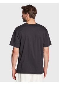 New Balance T-Shirt MT23901 Czarny Relaxed Fit. Kolor: czarny. Materiał: syntetyk #3