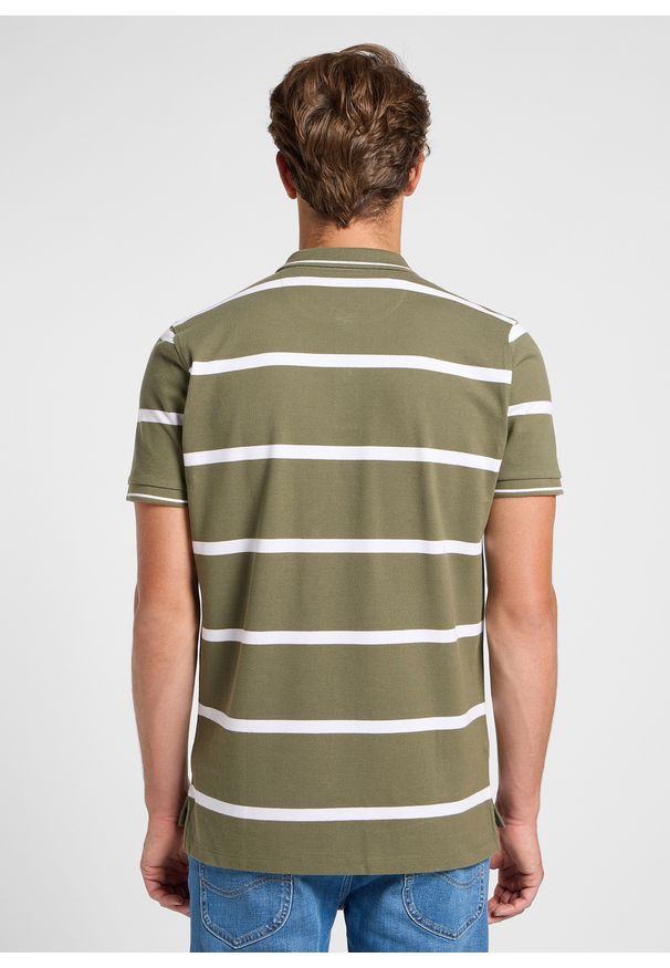 Lee - MESKA KOSZULKA LEE PIQUE POLO MERCANTILE GREEN STRIPE 112363858. Typ kołnierza: polo