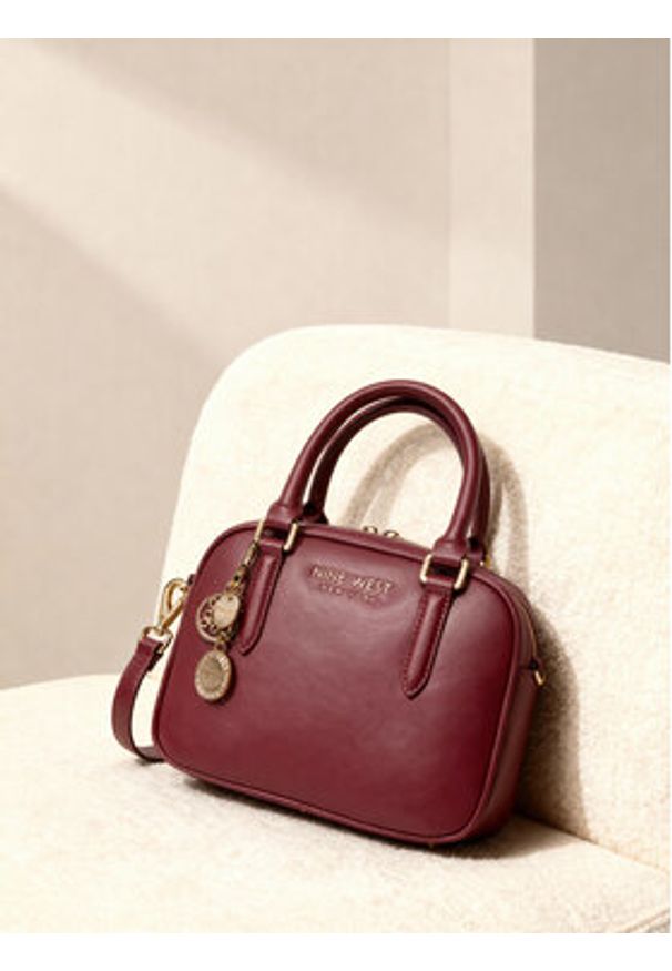 Nine West Torebka CEO-Soho-Star-LX10160 Bordowy. Kolor: czerwony