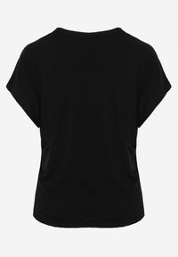 Born2be - Czarny T-shirt z Wiskozy z Trójkątnym Dekoltem Achiore. Okazja: na co dzień. Kolor: czarny. Materiał: wiskoza. Styl: casual, klasyczny #5